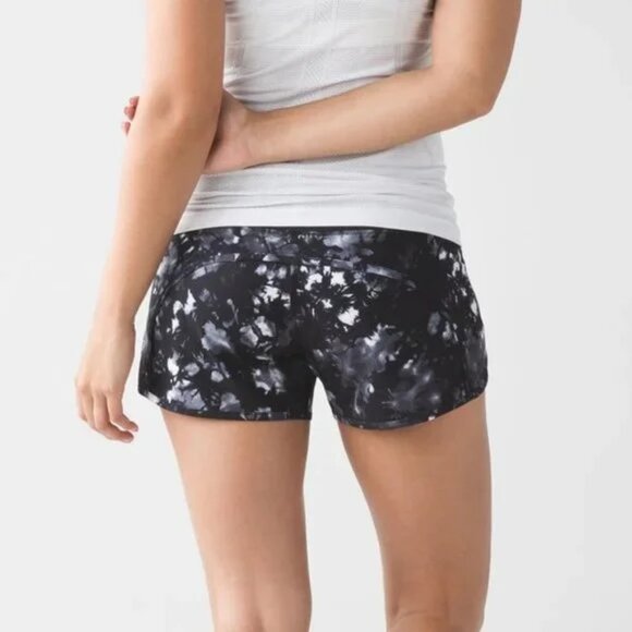 Lululemon Run Times Short Dusk Dye White Black / Black - Picture 2 of 6